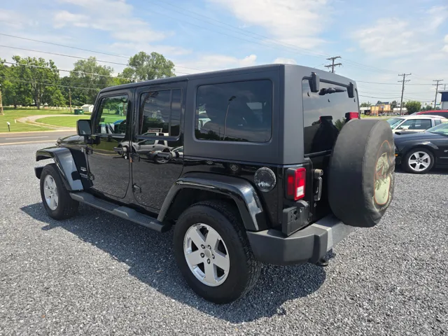 2015 Jeep Wrangler Sahara photo 2