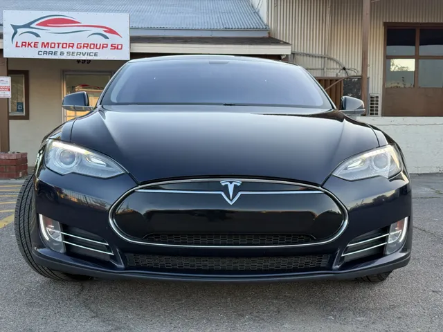 2014 Tesla Model S S - Photo 13