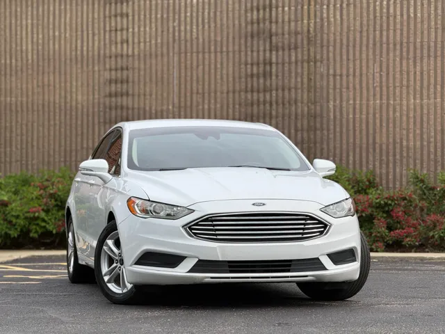 2018 Ford Fusion SE - Photo 6