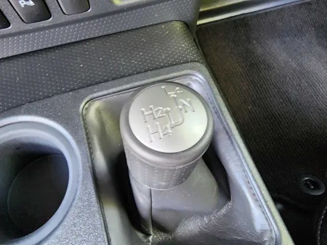 2012 Toyota FJ Cruiser Base photo 23