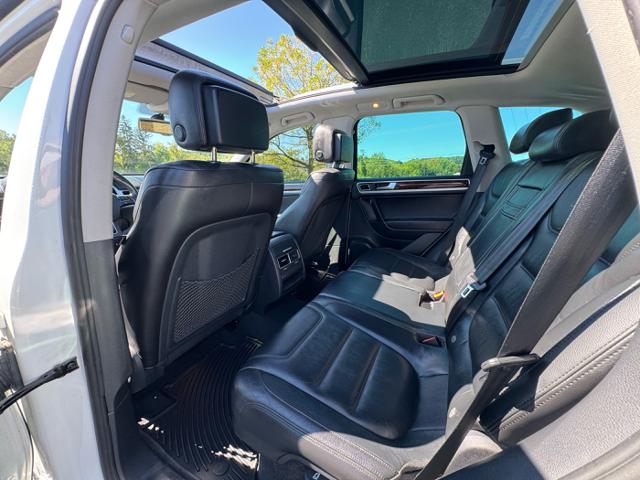2012 Volkswagen Touareg Executive TDI