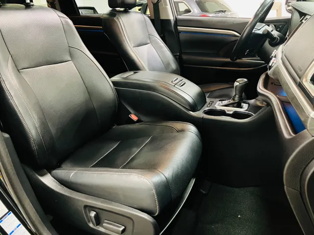 2018 Toyota Highlander Limited photo 20