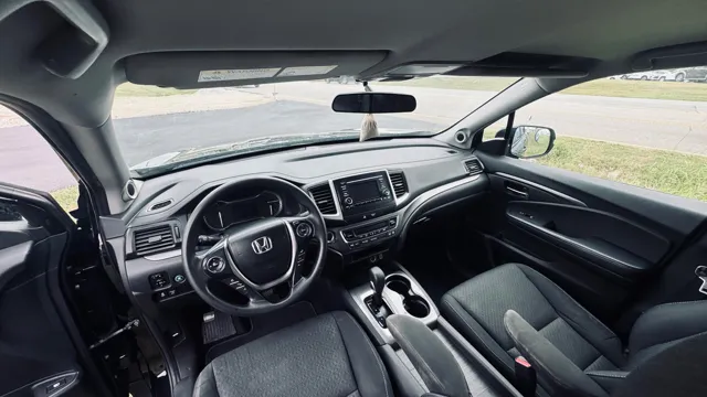 2019 Honda Ridgeline Sport - Photo 11