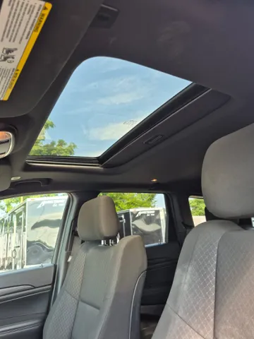 2020 Jeep Grand Cherokee Laredo E - Photo 10