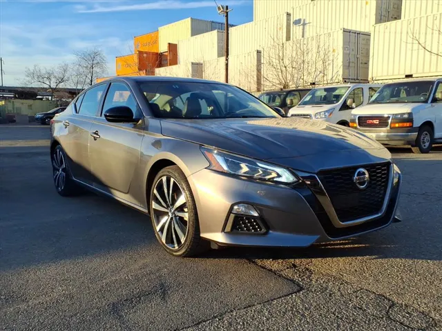 2022 Nissan Altima SR