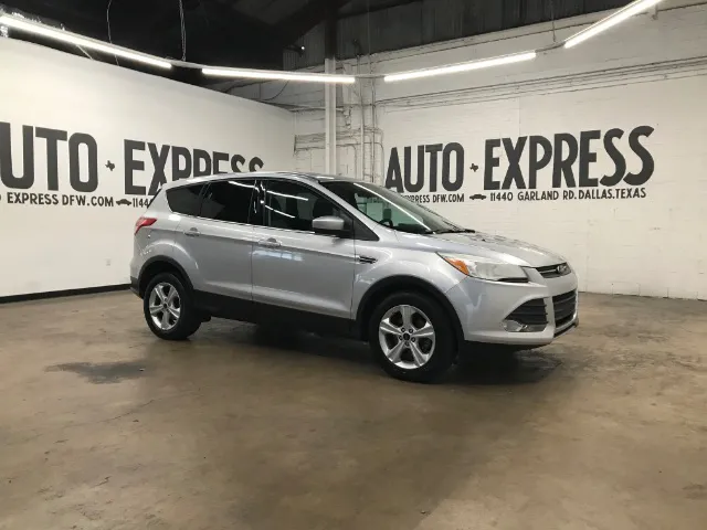 2014 Ford Escape SE's photo