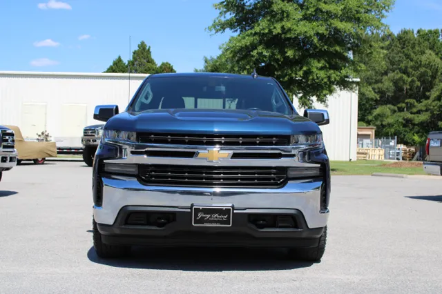 2019 Chevrolet Silverado 1500 LT - Photo 2