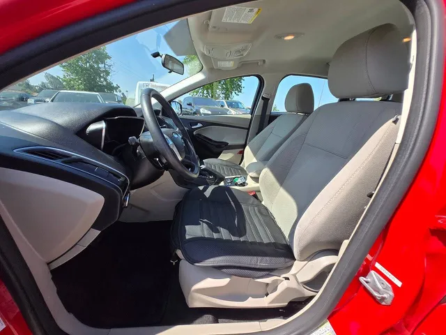 2014 Ford Focus Electric - Photo 22