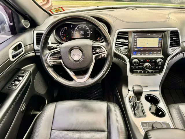 2018 Jeep Grand Cherokee Limited Sterling Edition - Photo 17