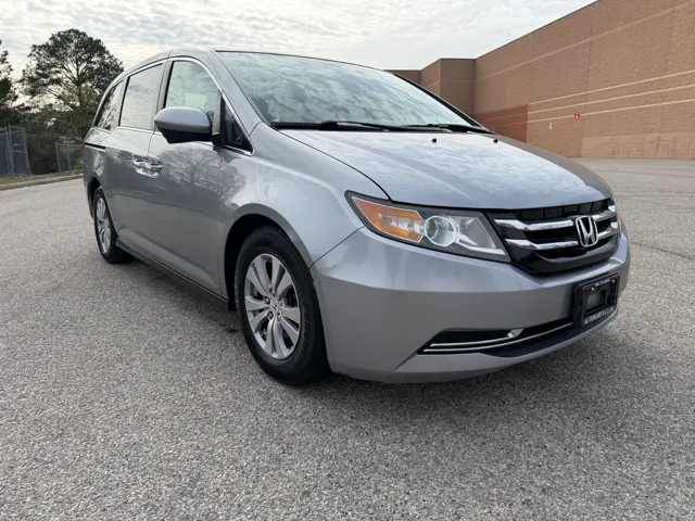 2017 Honda Odyssey EX-L - Photo 3