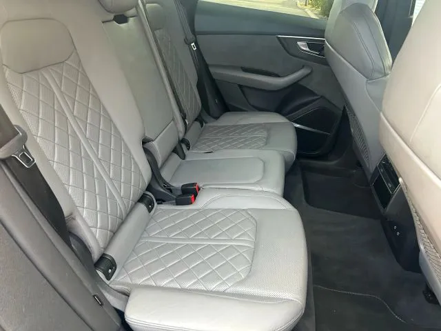 2021 Audi SQ8 Premium Plus - Photo 18