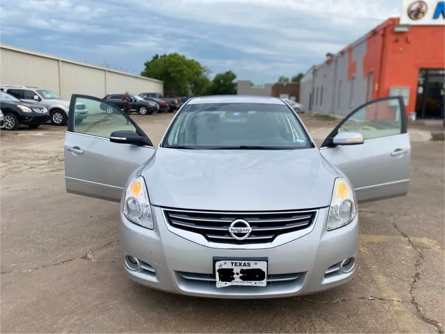 2011 Nissan Altima - Photo 7