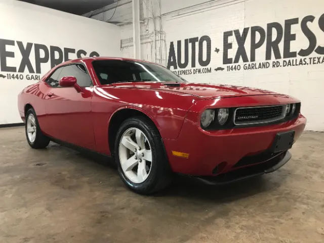 2012 Dodge Challenger SXT