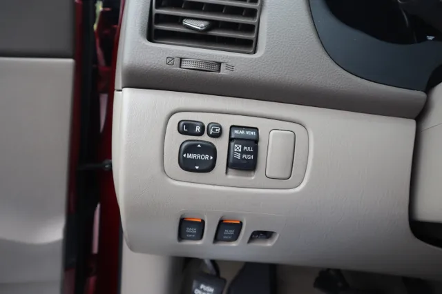 2009 Toyota Sienna Limited - Photo 42