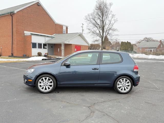 2011 Volkswagen Golf 2.0L 2-Door TDI