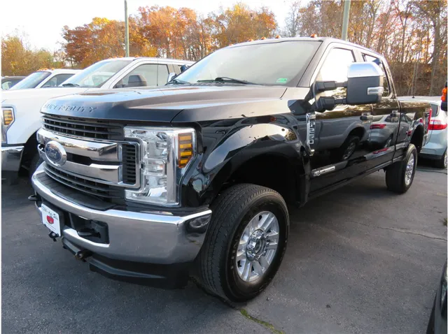 2018 Ford F-250 Super Duty XL's photo