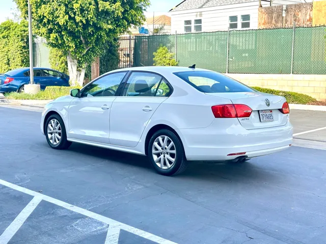 2014 Volkswagen Jetta SE - Photo 17