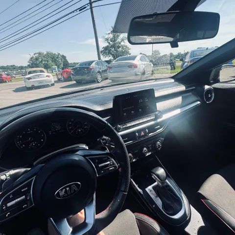 2021 Kia Forte GT - Photo 22