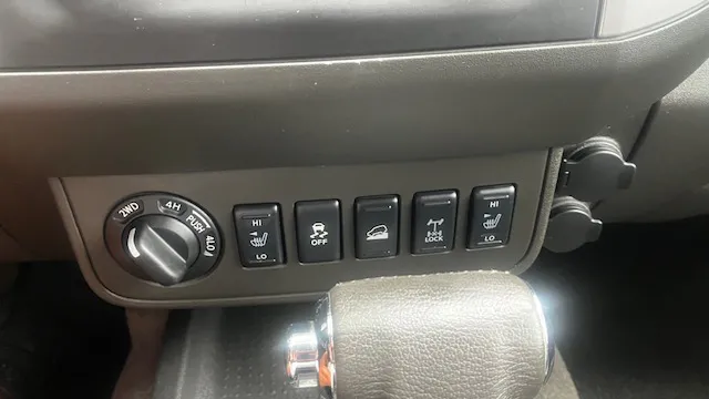 2015 Nissan Xterra PRO-4X - Photo 14