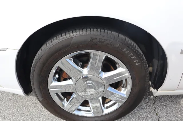 2007 Cadillac DTS - Photo 10