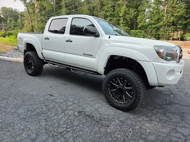 2011 Toyota Tacoma Base - Photo 7