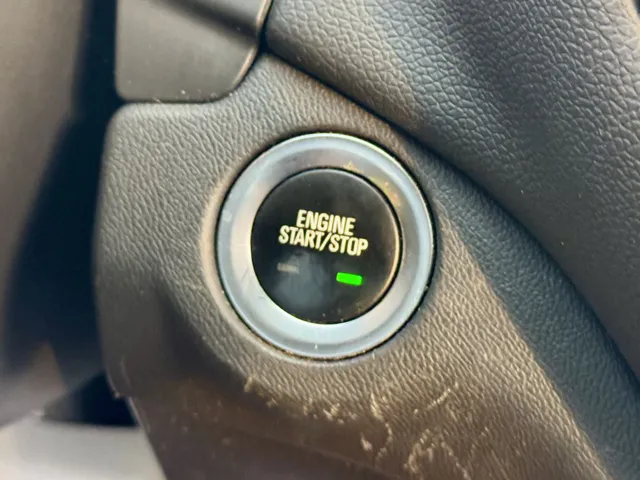 2019 Chevrolet Equinox LT - Photo 16