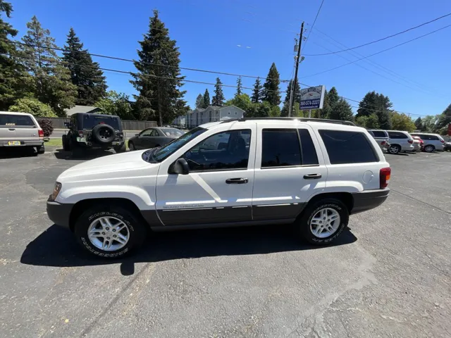 2004 Jeep Grand Cherokee Laredo 4WD's photo