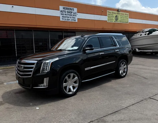 2016 Cadillac Escalade 2WD Luxury's photo