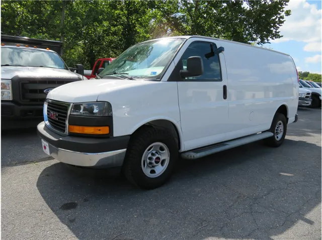 2018 GMC Savana Cargo
