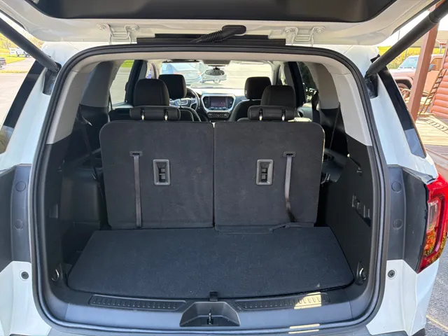 2022 GMC Acadia SLE - Photo 13