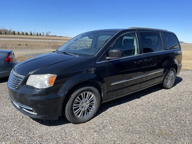 2014 Chrysler Town & Country Touring