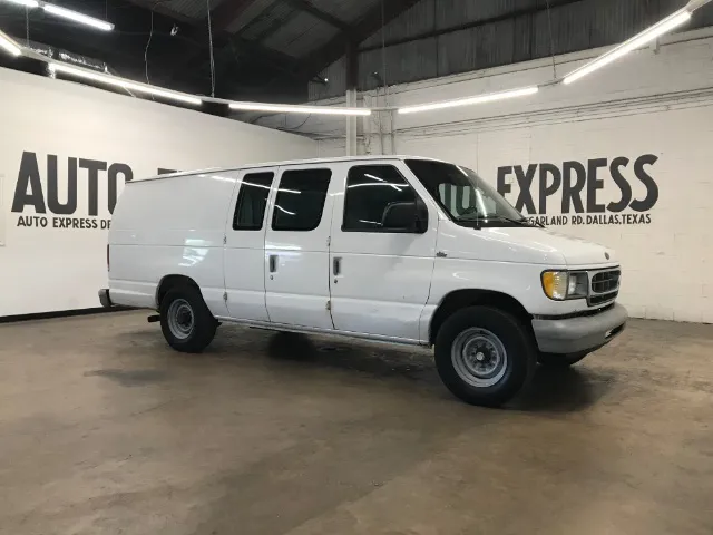 1999 Ford Econoline Van COMMERCIAL