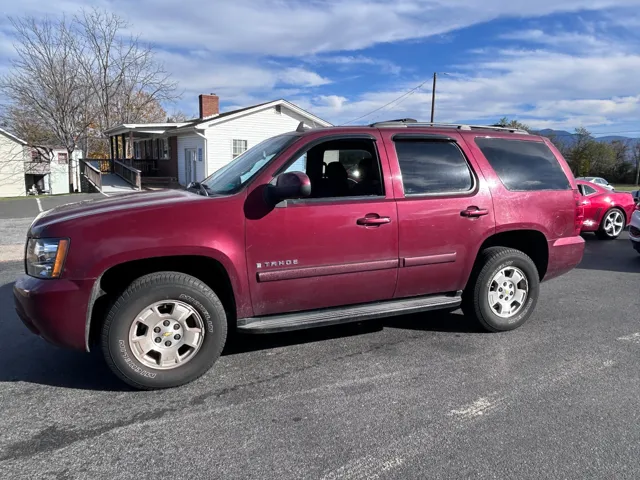 2008 Chevrolet Tahoe LS's photo