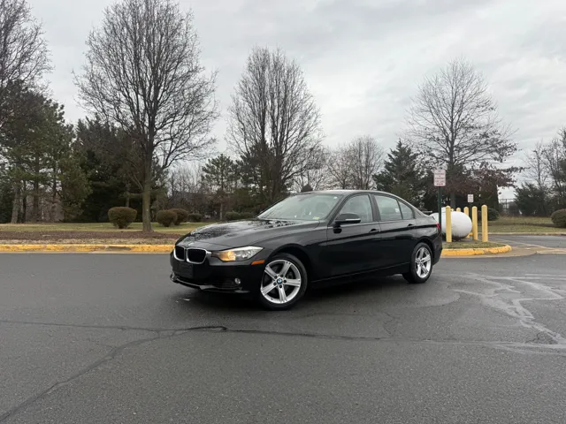 2015 BMW 3 Series 328i's photo