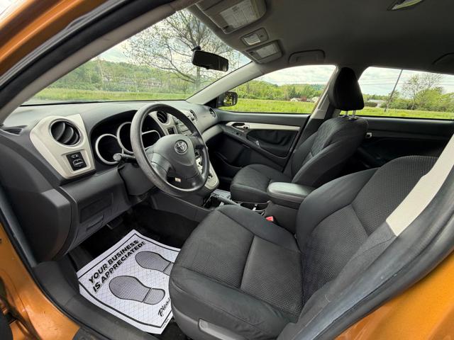 2009 Toyota Matrix Base 4-Speed AT