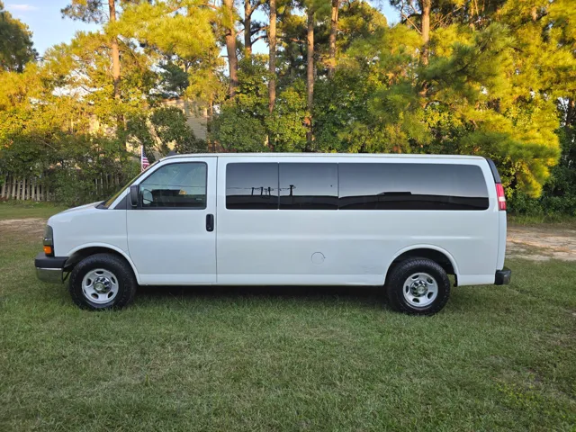 2016 Chevrolet Express Passenger LS