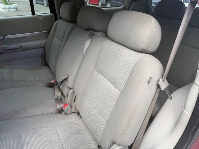 2009 Chrysler Aspen Limited - Photo 16