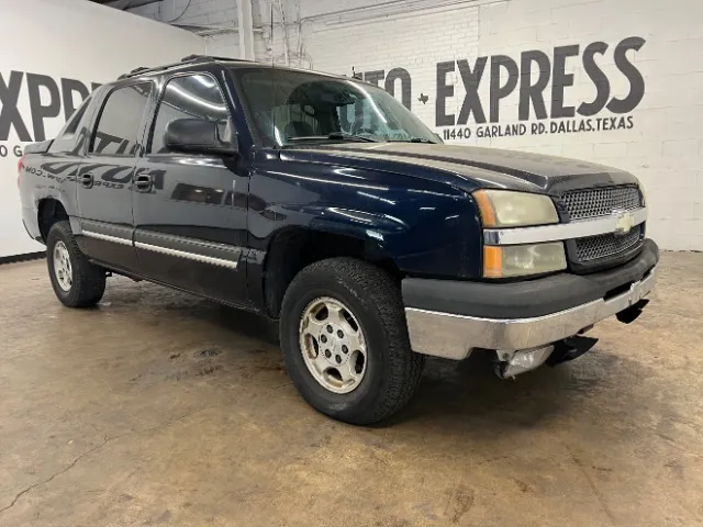 2005 Chevrolet Avalanche Base
