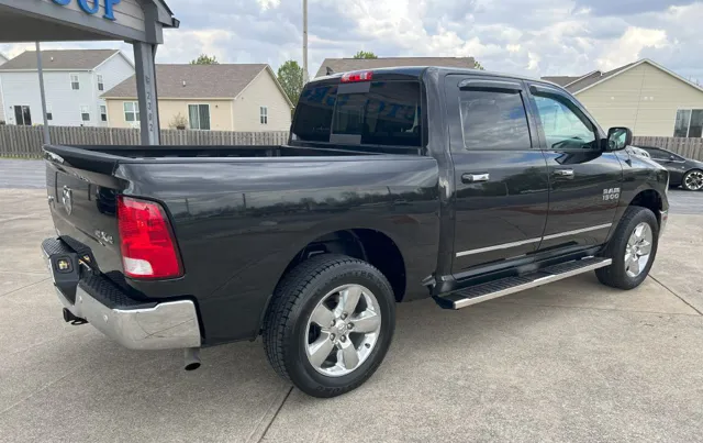 2016 Ram 1500 Big Horn photo 4