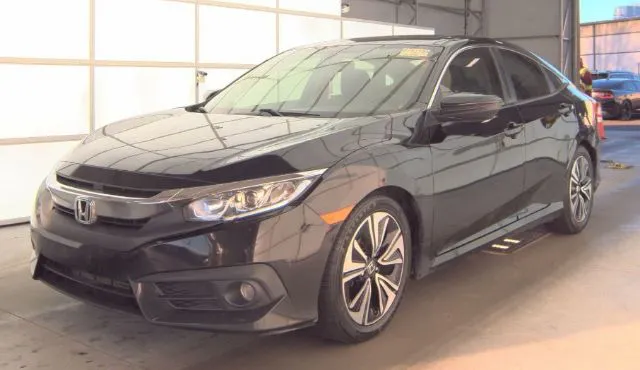 2018 Honda Civic EX-T's photo