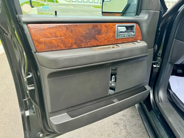 2012 Lincoln Navigator Base - Photo 16