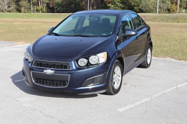 2015 Chevrolet Sonic LT's photo