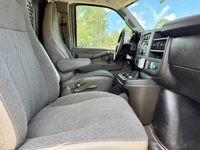 2020 Chevrolet Express Cargo Work Van - Photo 15