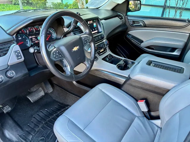 2015 Chevrolet Suburban LT - Photo 18