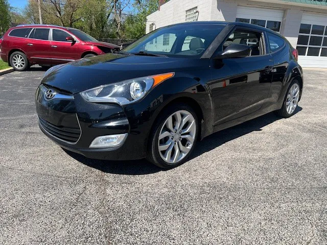 2013 Hyundai Veloster Base