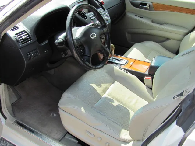 2003 INFINITI M45 Base - Photo 12