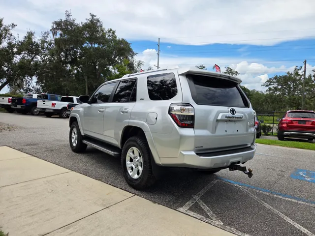 2016 Toyota 4Runner Base photo 9