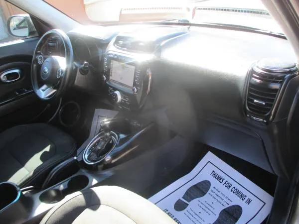 2019 Kia Soul + - Photo 10
