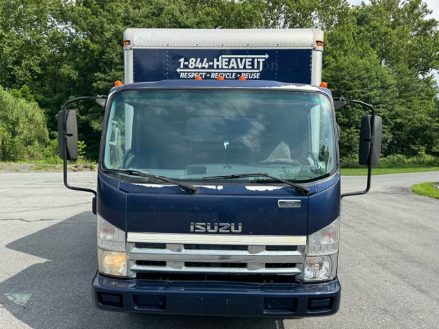 2009 Isuzu NPR