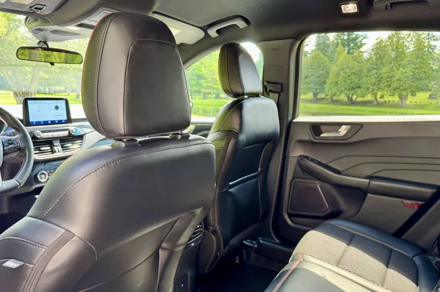 2023 Ford Escape ST-Line - Photo 27